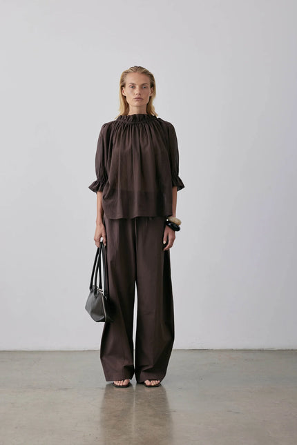 Gregory Peddle Top - Barolo