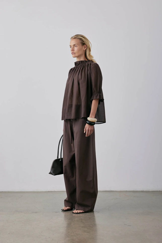 Gregory Peddle Top - Barolo