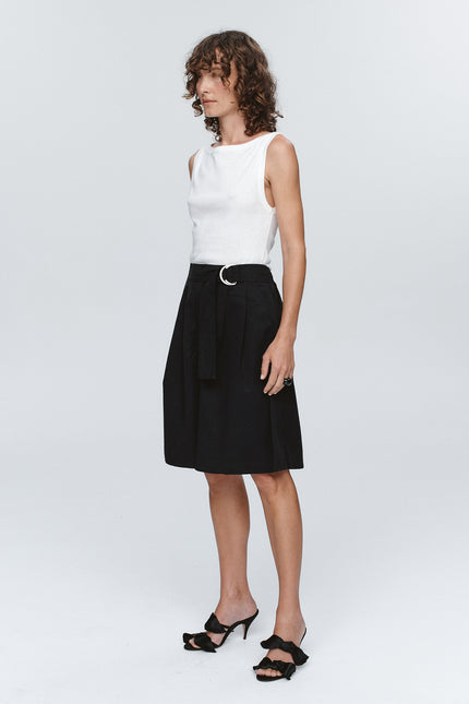 Marle Julian Short ~ Black