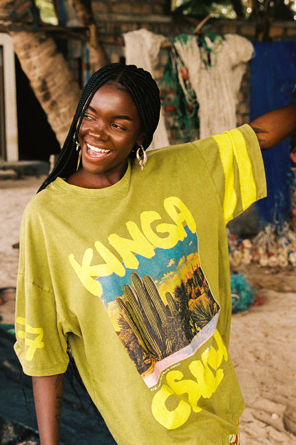 Kinga Csilla Cacto Jardim Tee