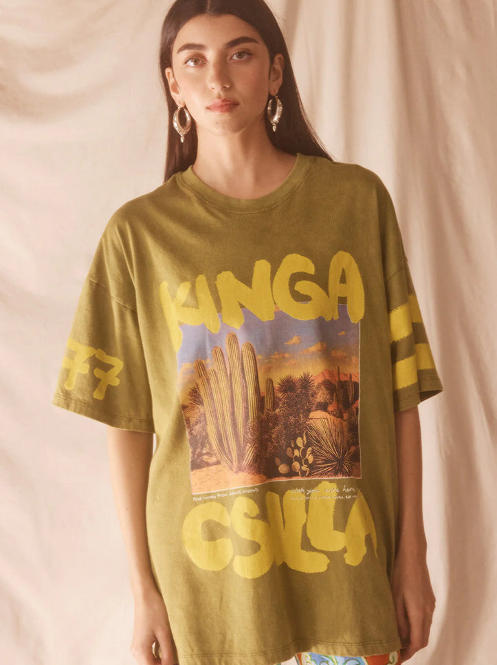 Kinga Csilla Cacto Jardim Tee