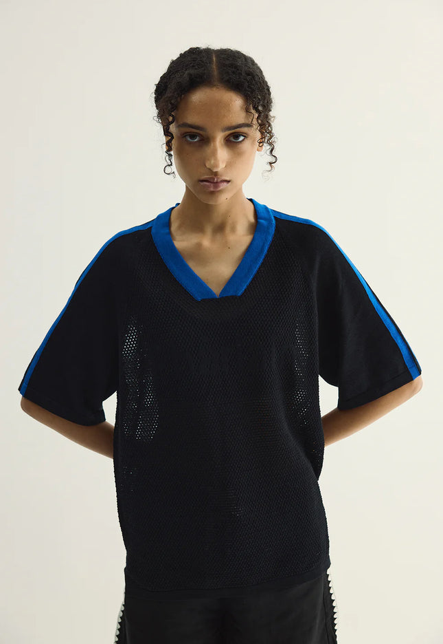 Pharlain Game Top - Black/Electric Blue