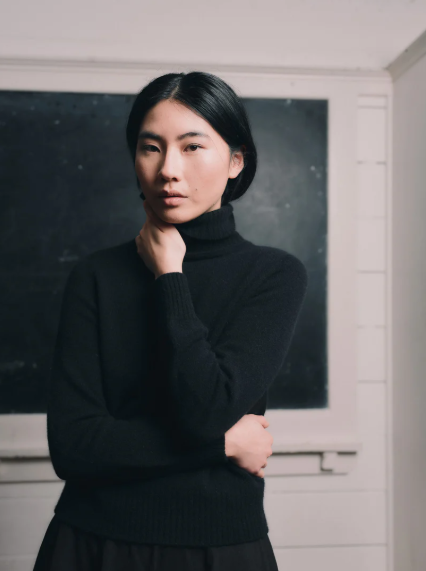 Standard Issue Okewa Crop Funnel Neck - Black