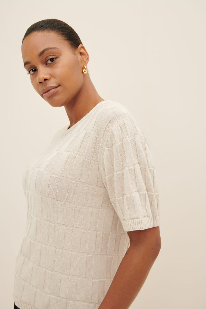 Kowtow Etch Tee - Light Marle