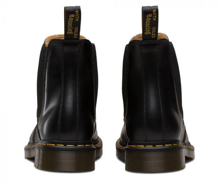Dr. Martens 2976 Chelsea Boot Smooth -Yellow Stitch