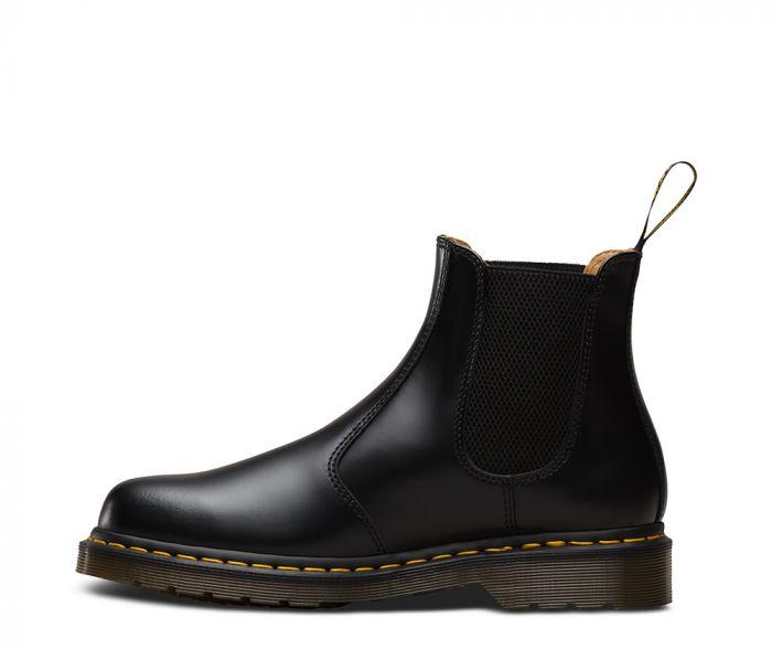 Dr. Martens 2976 Chelsea Boot Smooth -Yellow Stitch