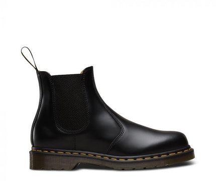 Dr. Martens 2976 Chelsea Boot Smooth -Yellow Stitch